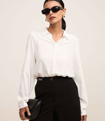 Body Camisa en Crepé con Botón Diferenciado en el Cuello