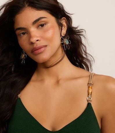 Bikini Top Remera en Microfibra Texturizada con Bretel Elástico y Adornos de Bambu Natural 3