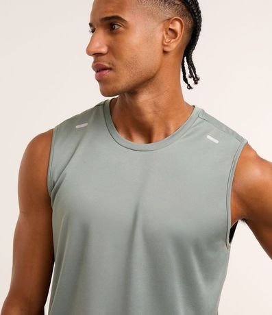 Musculosa Regular Básica Deportiva con Recortes y Lettering 4