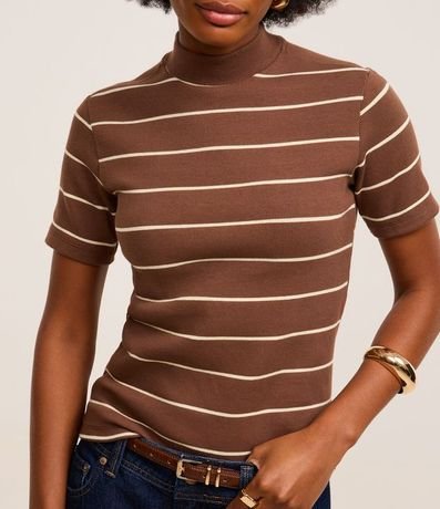 Blusa en Rib con Cuello Mediano y Estampa Rayada 4