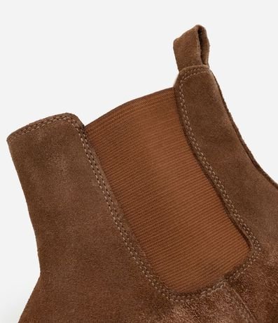 Bota Chelsea en Cuero Gamuza con Caña Corta 4