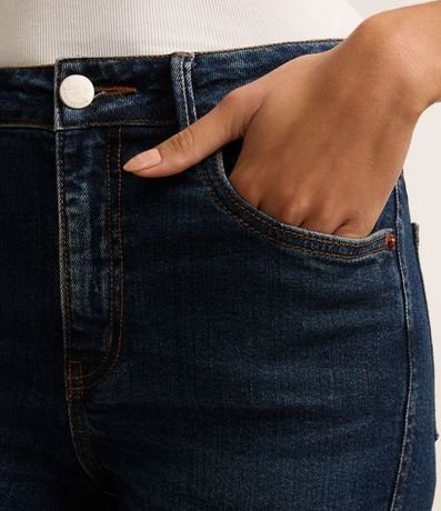 Pantalón Flare en Jeans con Lateral Traspasada 4
