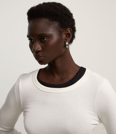 Blusa en Rib con Cuello Redondo 3