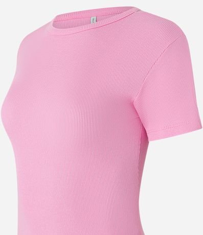 Blusa en Viscosa Texturizada con Bajo Ondulado 6