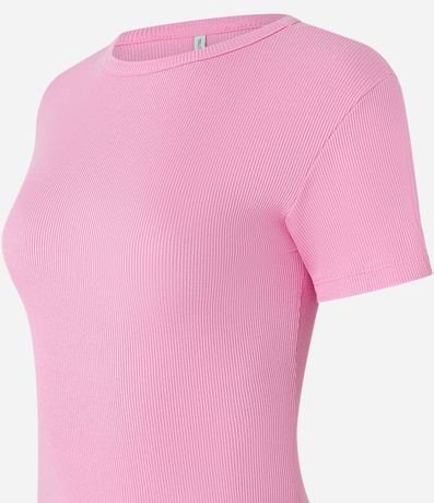 Blusa en Viscosa Texturizada con Bajo Ondulado 5