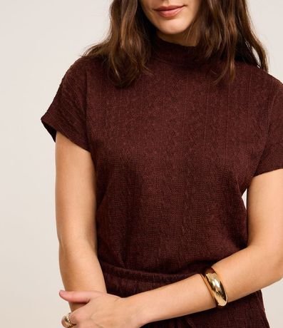 Blusa Texturizada con Cuello alto y Manga corta 4