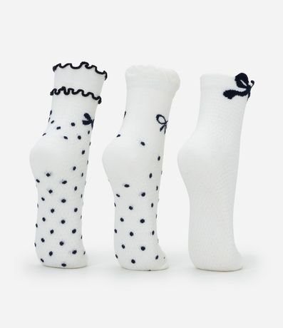 Kit 03 Medias Cano Mediano en Algodón con Estampa de Lacitos y Frufru 2