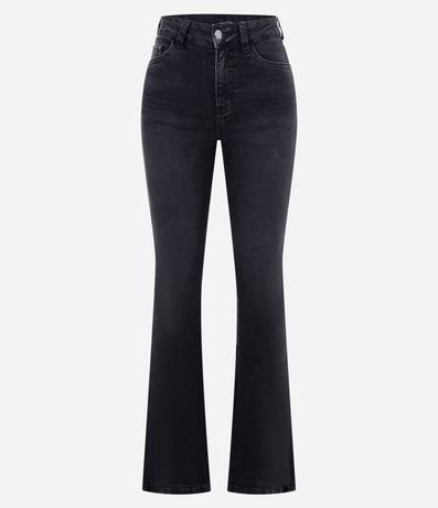 Pantalón Boot Cut en Jeans con Tiro Alto