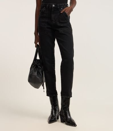 Pantalón Mom Jeans con Bolsillo Carpinteiro y Detalle Desteñido 3