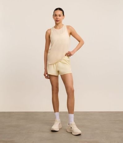 Musculosa Deportiva en Microfibra Texturizada y Bajo Redondeado 2