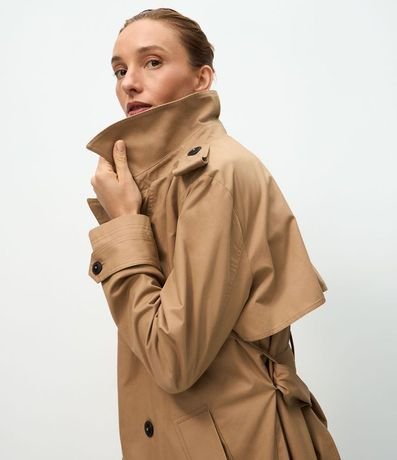 Trench Coat Alargado en Gabardine con Cinta para Lazo 8