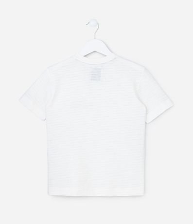 Remera Infantil Texturizada con Bordado Lettering - Talle 5 a 14 años 2