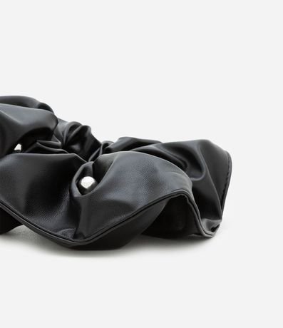 Scrunchie con Aplicación de Esferas Contrastantes 2