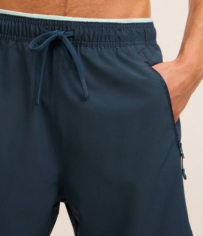 Bermuda Deportiva en Ripstop con Bolsillos Funcionales y Estampa Localizada 5