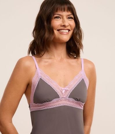 Camisón Corta en Microfibra con Encaje Contrastante y Breteles