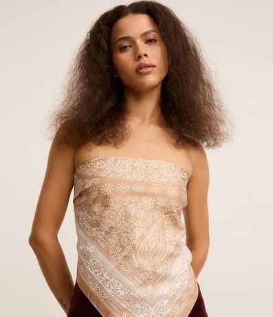 Pañuelo Cuadrado en Satén con Estampa Paisley 5