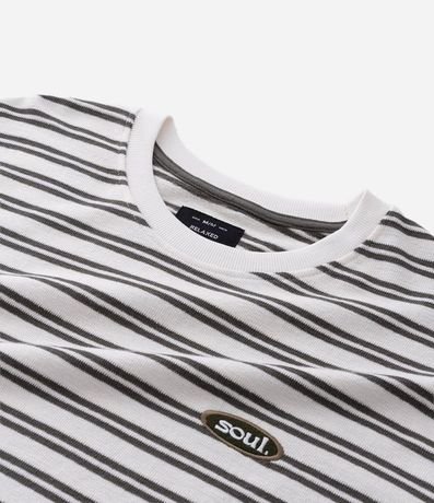 Remera Relaxed en Algodón con Estampa de Rayas y Texturizada 7
