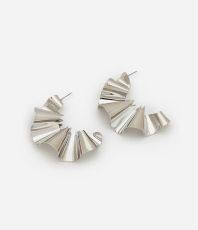 Caravana mediano en Metal con Bañoo de Níquel y Textura Plisada 2