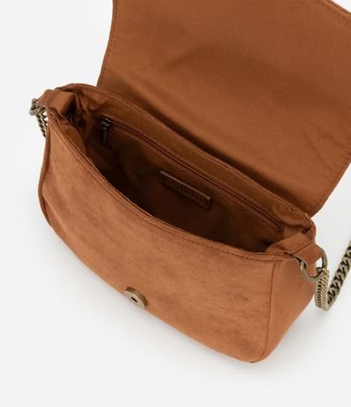 Bolsa Transversal Pequeña en Gamuza con Tapa con Hebilla y Asa de Cadena 5