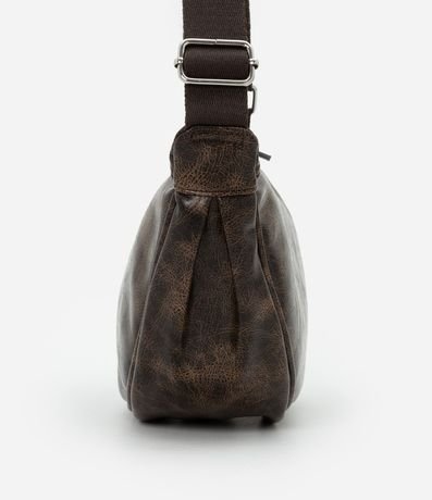 Cartera Media Luna Transversal Mediana Desteñida con Asa de Gorgoron 2