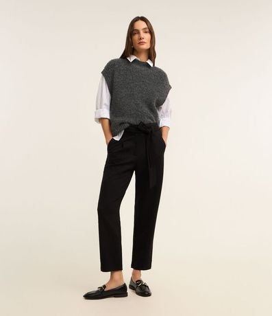 Pantalón Carrot en Punto Roma con Cinturón Lazo 1