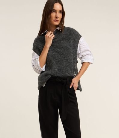 Pantalón Carrot en Punto Roma con Cinturón Lazo 2