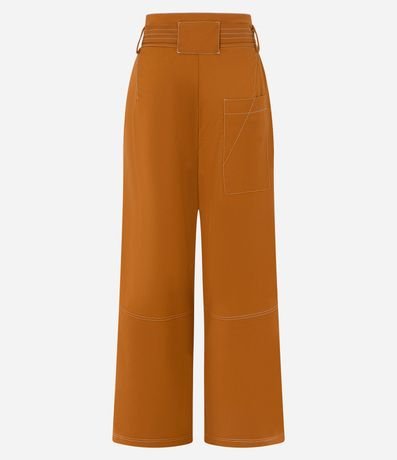 Pantalón Pantalona en Sarga con Pespontos Contrastantes Cinturón y Hebilla 6