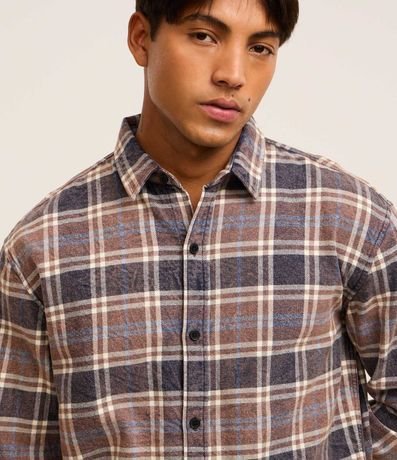 Camisa en Franela con Estampa de Cuadros 4