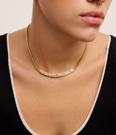 Collar Corto con Cadena Serpiente y Placa con Strass