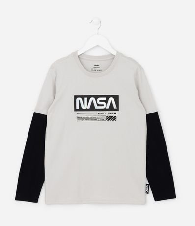 Remera Infantil con Estampa Relieve Holográfico NASA - Talle 5 a 14 años