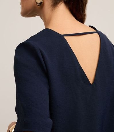 Blusa Suelta en Crepé con Escote V 4