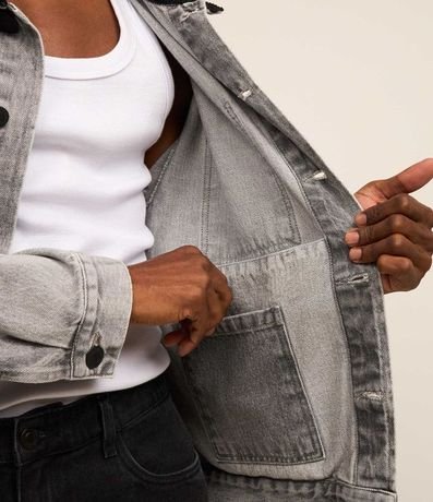 Campera Trucker Boxy con Cuello de Terciopelo 3