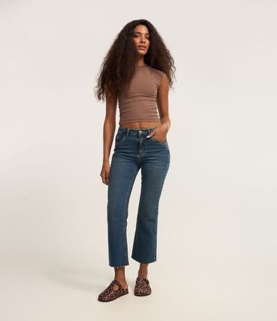 Pantalón Flare Cropped en Jeans con Bajo a Hilo
