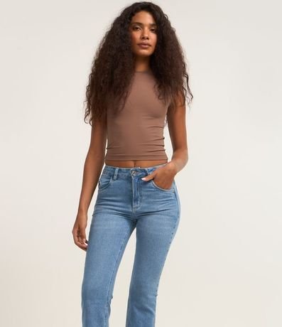 Pantalón Flare Cropped en Jeans con Bajo a Hilo 2