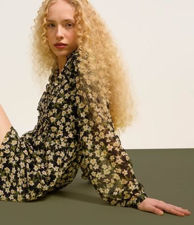 Vestido Corto en Chiffon Floral con Volados 5