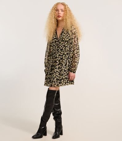 Vestido Corto en Chiffon Floral con Volados 2