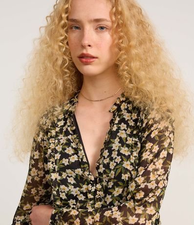 Vestido Corto en Chiffon Floral con Volados 4