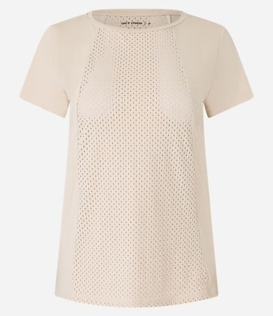 Remera Deportiva de Microfibra con Recortes Perforados 5