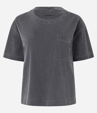 Remera Boxy Cropped Deportiva en Algodón Desteñido con Pequeño Bolsillo 4