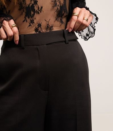 Pantalón Sastrería con Bolsillos y Frisos 4