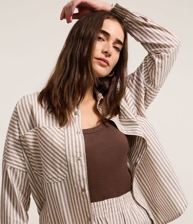 Camisa en Jeans Rayada con Sisa Deslocada 3