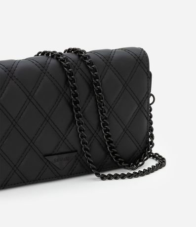 CarteraTransversal Pequeña con Textura Capitoneada y Correa de Cadena 6