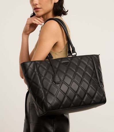 Cartera Shopper Grande con Textura Capitoneada y Borla 1