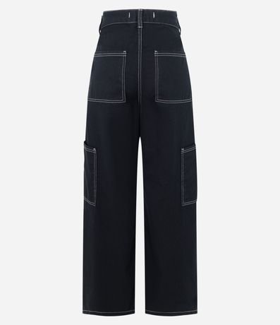 Pantalón Wide Leg en Sarga con Bolsillo Cargo Incorporado 7