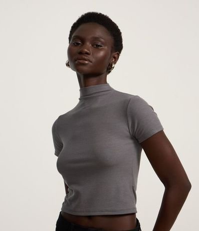 Blusa en Rib con Cuello Alto 6