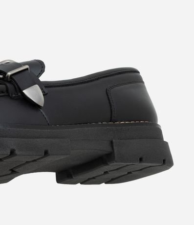 Zapato en Material Sintético con Hebilla 4