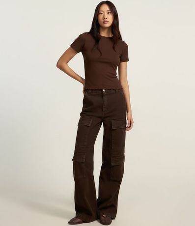 Blusa en Viscosa Texturizada y con Bajo Ondulado 5