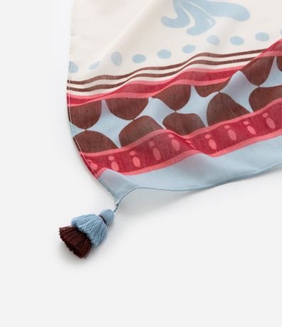 Canga Rectangular en Chiffon Estampada de Follaje y Borla 3