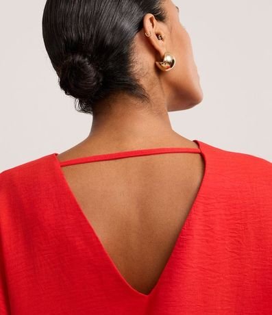 Blusa Suelta en Crepé con Escote V 4