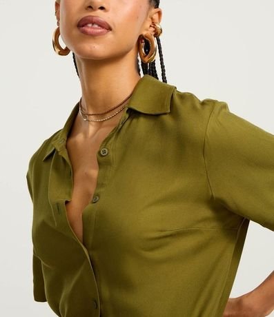 Camisa en Viscosa con Botones y Manga Corta 3